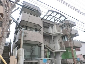 アルカンポ外観写真