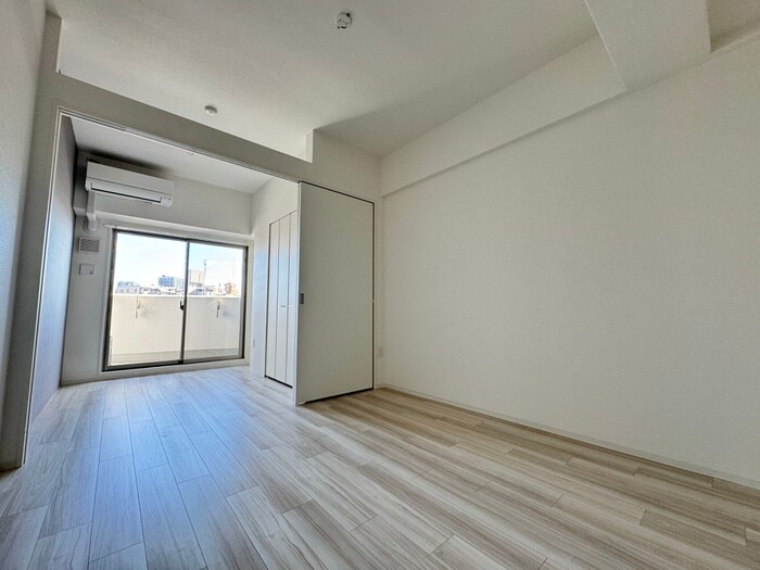 物件内観写真8　(居室)