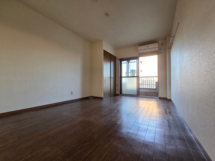 物件内観写真13　(居室)