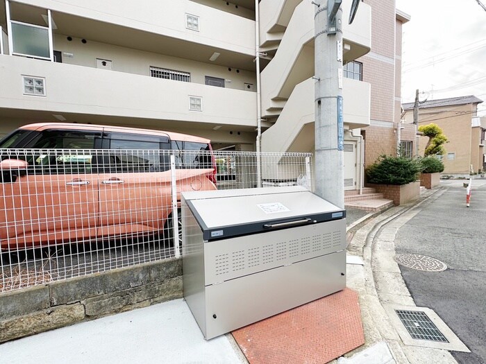 物件外観写真4　(建物設備)