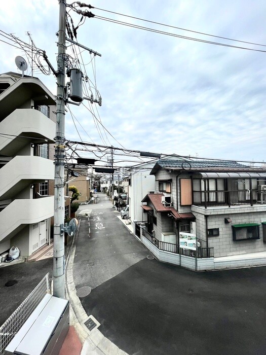 物件内観写真22　(室内からの展望)