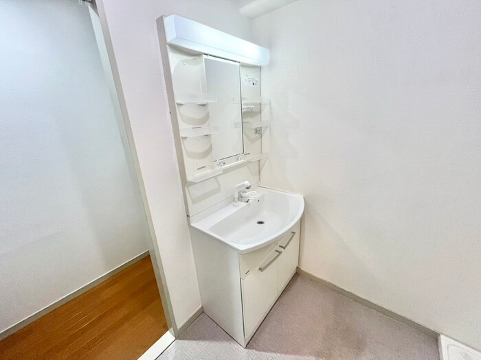 物件内観写真10　(洗面)