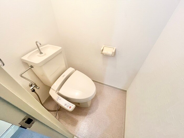 物件内観写真12　(トイレ)