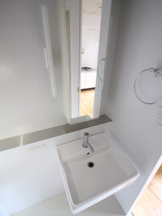 物件内観写真13　(洗面)