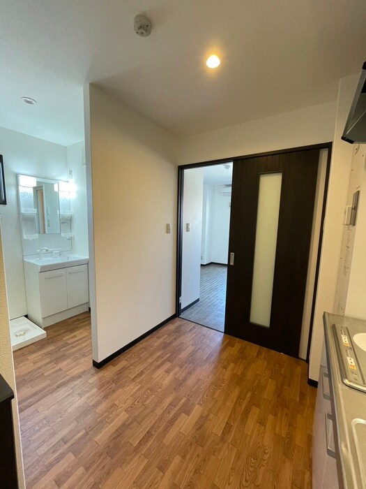 物件内観写真10　(内観写真)