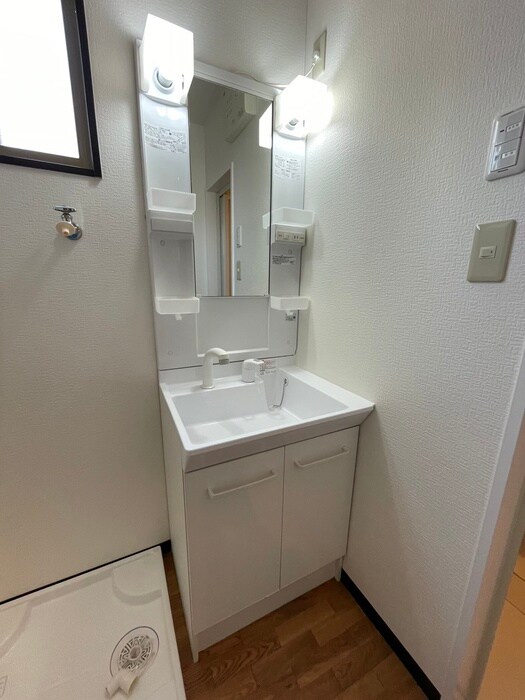 物件内観写真12　(洗面)