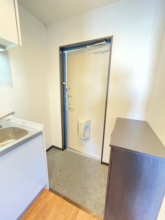 物件内観写真22　(玄関)