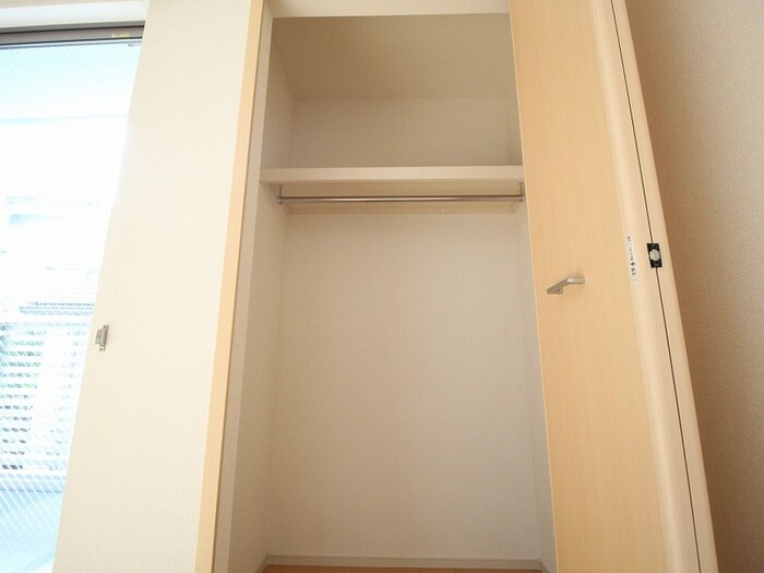 物件内観写真12　(収納)