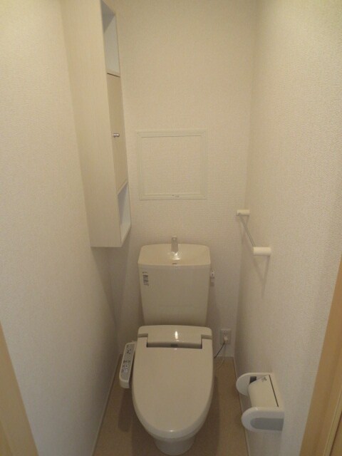 物件内観写真14　(トイレ)