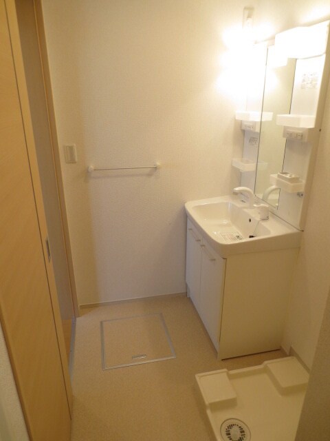 物件内観写真15　(洗面)