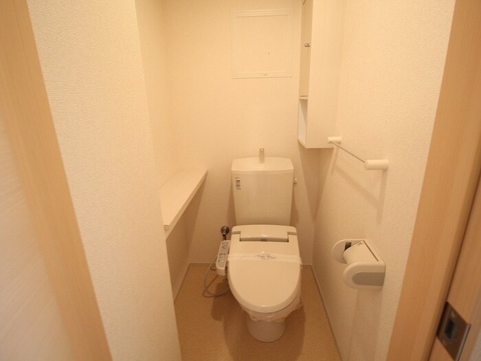 物件内観写真15　(トイレ)