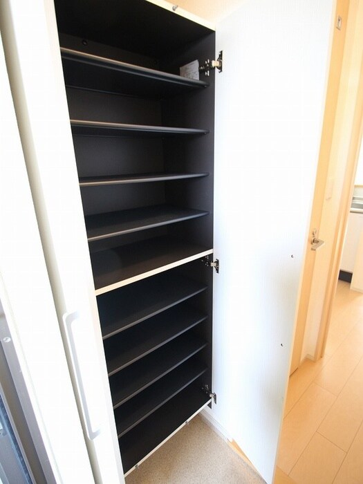 物件内観写真18　(靴箱)