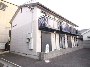 エレガンタナカ外観写真