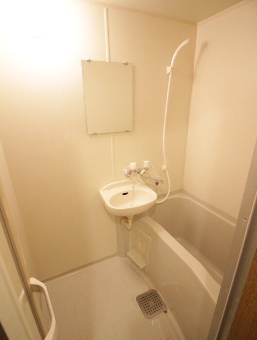 物件内観写真8　(バス／シャワールーム等)