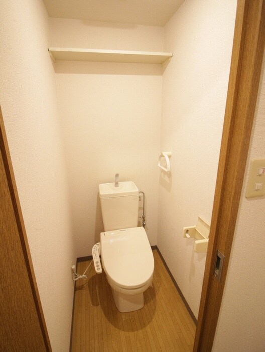 物件内観写真16　(トイレ)