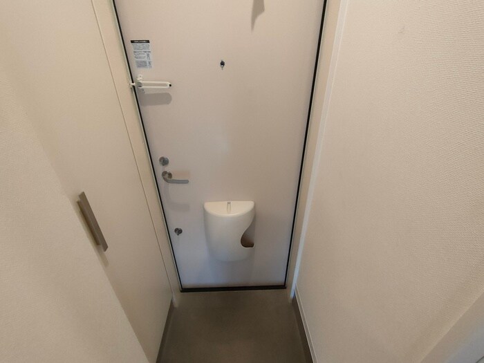 物件内観写真15　(玄関)