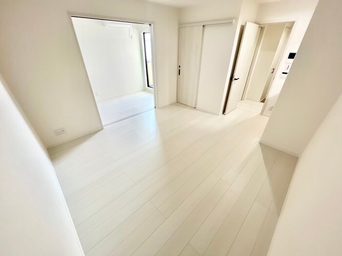 物件内観写真13　(居室)