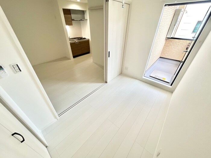 物件内観写真19　(居室)