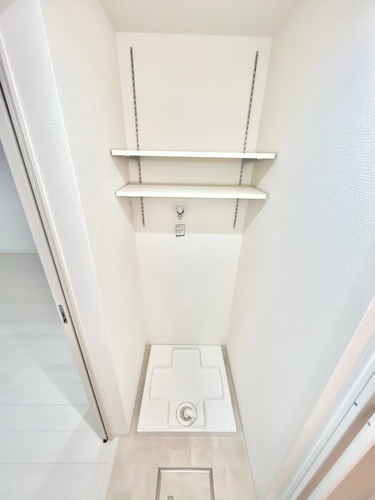 物件内観写真21　(洗濯機置場)