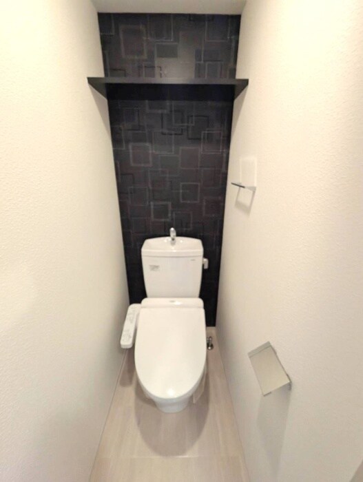 物件内観写真14　(トイレ)