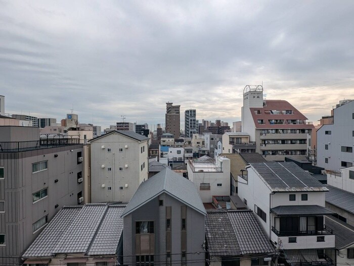 物件内観写真20　(室内からの展望)