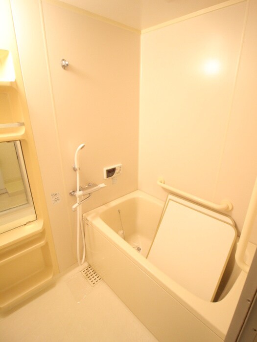 物件内観写真10　(バス／シャワールーム等)