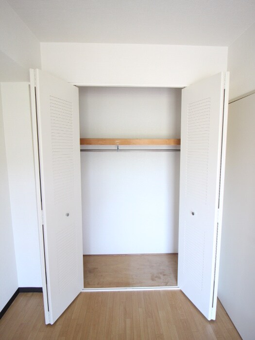 物件内観写真13　(収納)