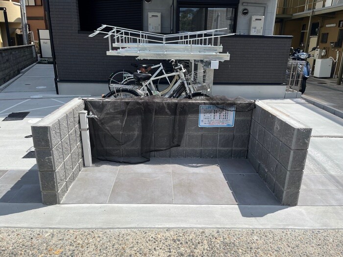 物件外観写真6　(建物設備)