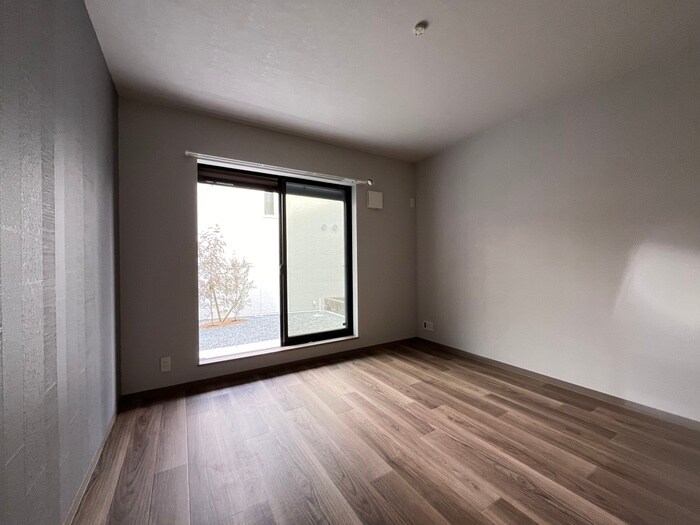 物件内観写真15　(居室)