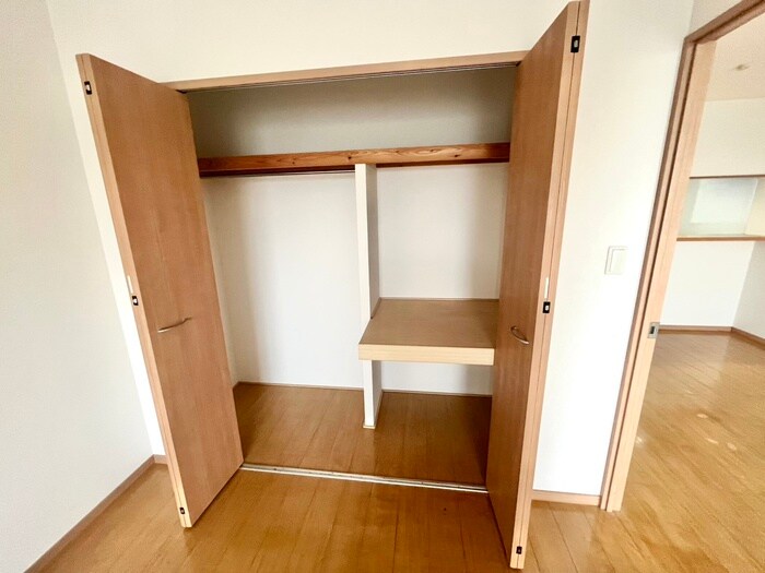 物件内観写真15　(収納)