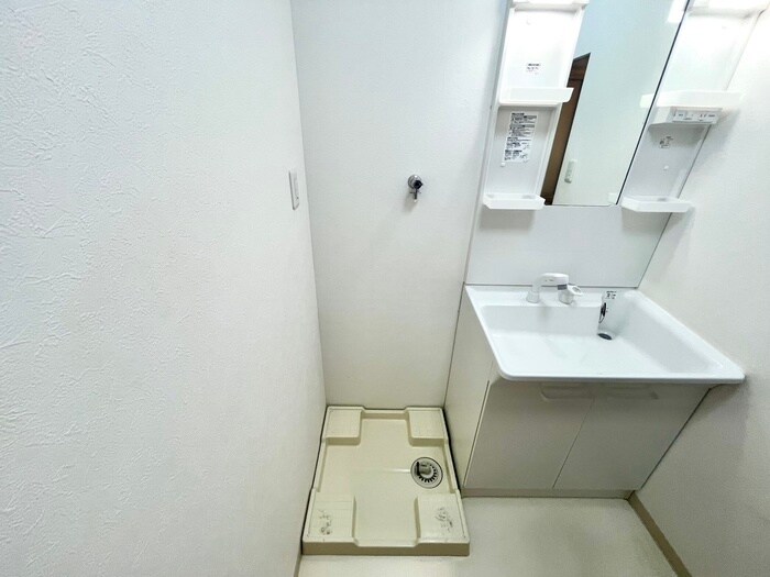 物件内観写真19　(洗濯機置場)