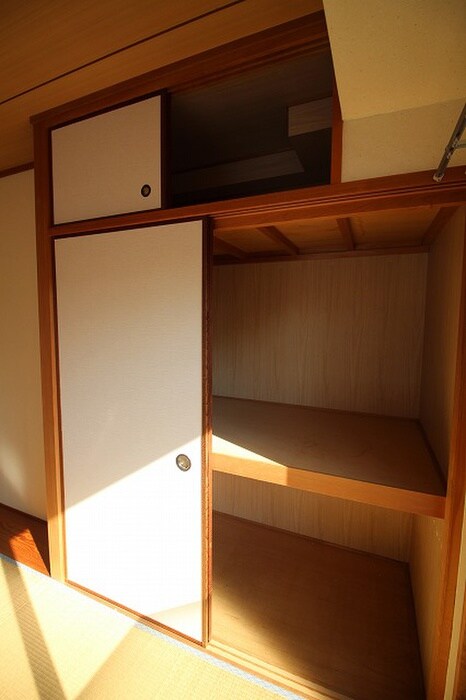 物件内観写真13　(収納)