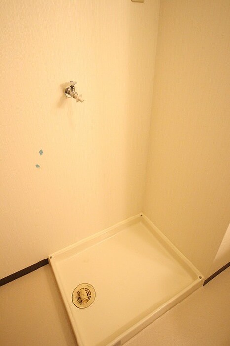 物件内観写真17　(洗濯機置場)