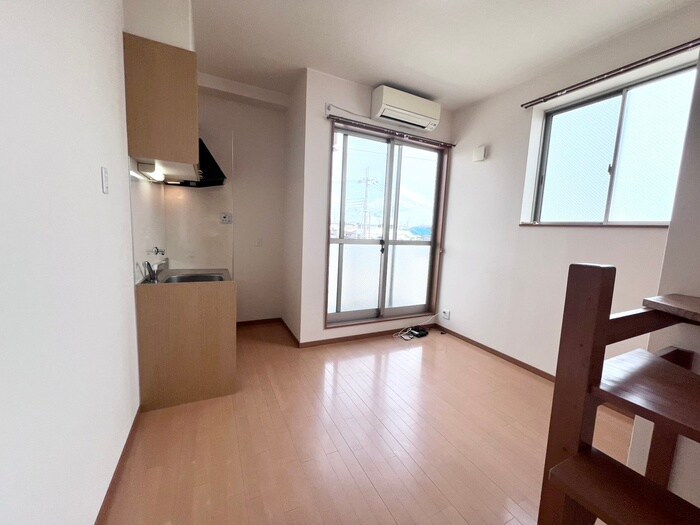 物件内観写真7　(居室)