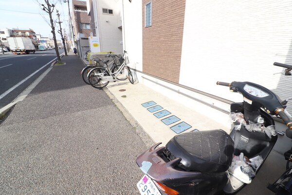 バイク置き場