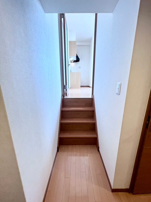 物件内観写真18　(廊下)