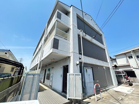 ア－バンスペ－スＦ外観写真