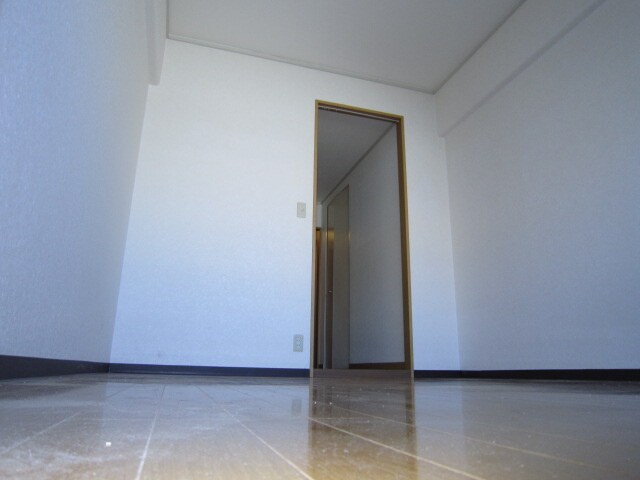 物件内観写真11　(居室)