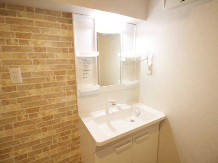 物件内観写真13　(洗面)