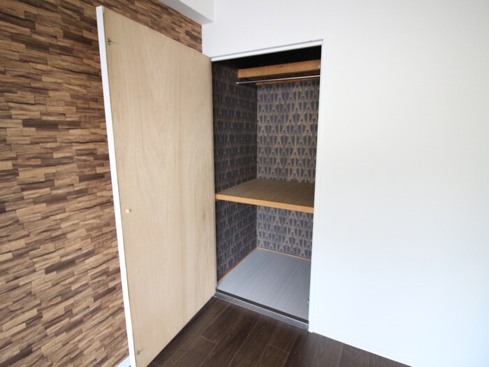 物件内観写真18　(収納)