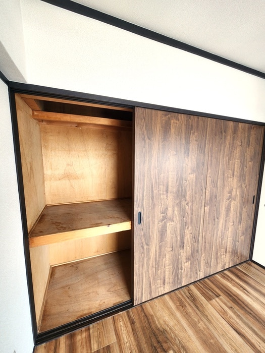 物件内観写真13　(収納)