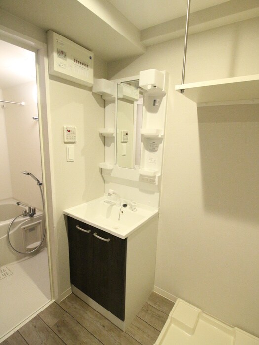 物件内観写真9　(洗面)
