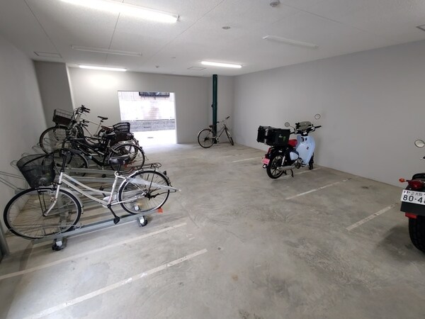 駐輪場