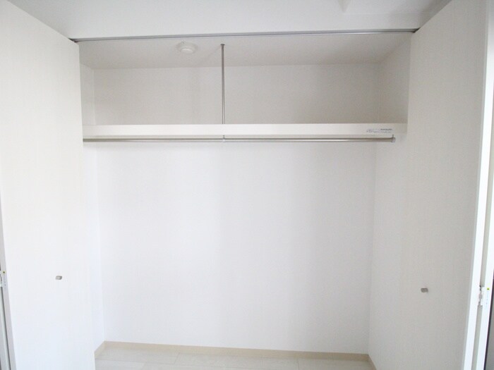 物件内観写真10　(収納)