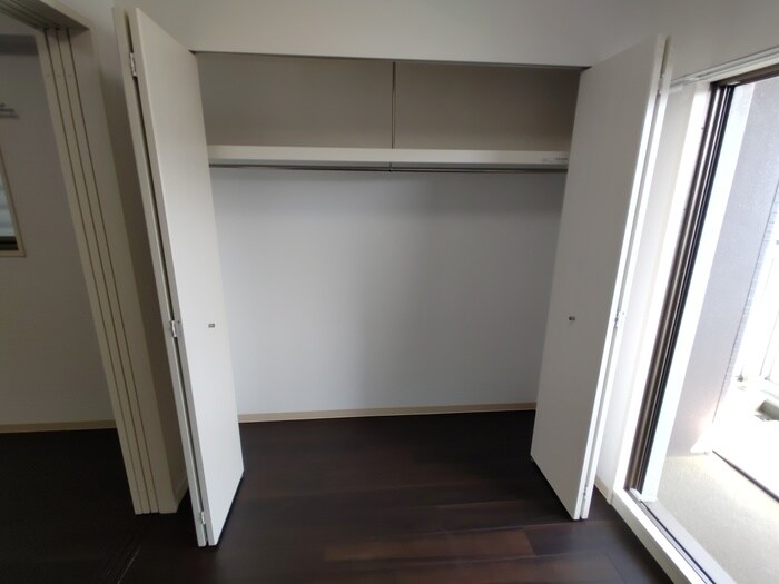 物件内観写真13　(収納)