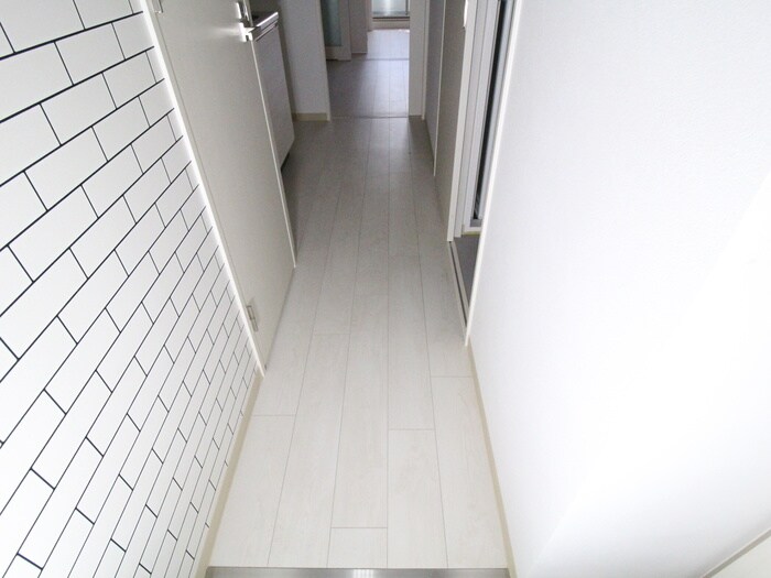 物件内観写真17　(廊下)
