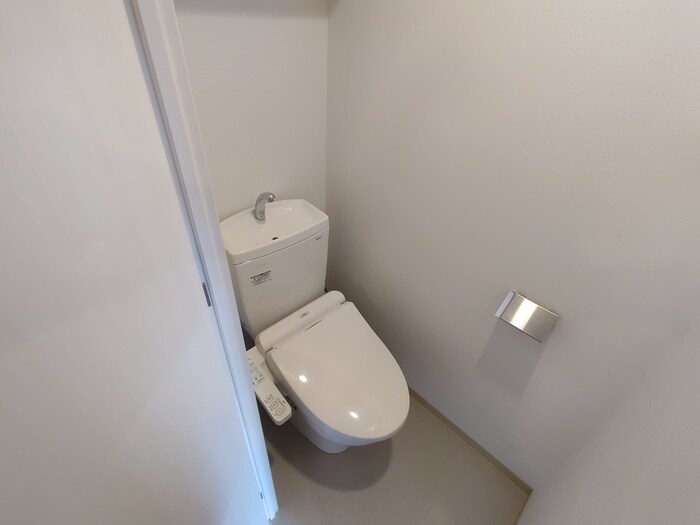 物件内観写真18　(トイレ)