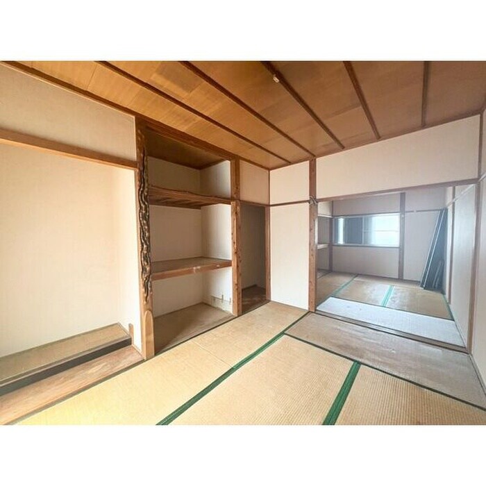 物件内観写真5　(居室)