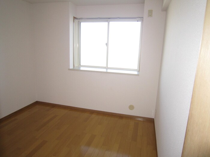 物件内観写真18　(居室)