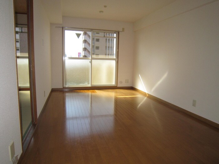 物件内観写真19　(居室)